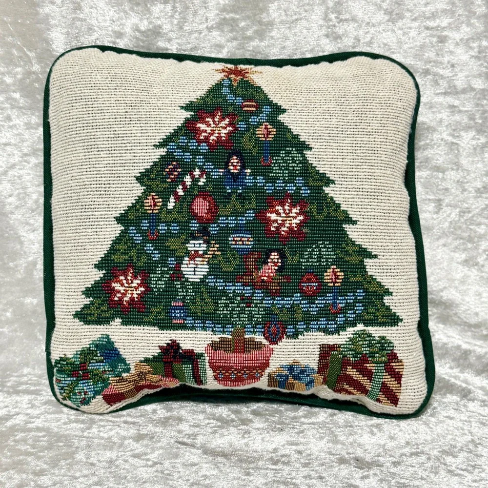 Christmas Tree Tapestry Small‎ Throw Pillow Decorative Holiday Gifts 8.5